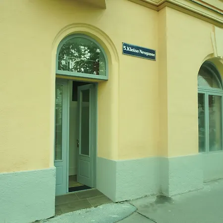 Naehe Naschmarkt Vienna Exterior photo